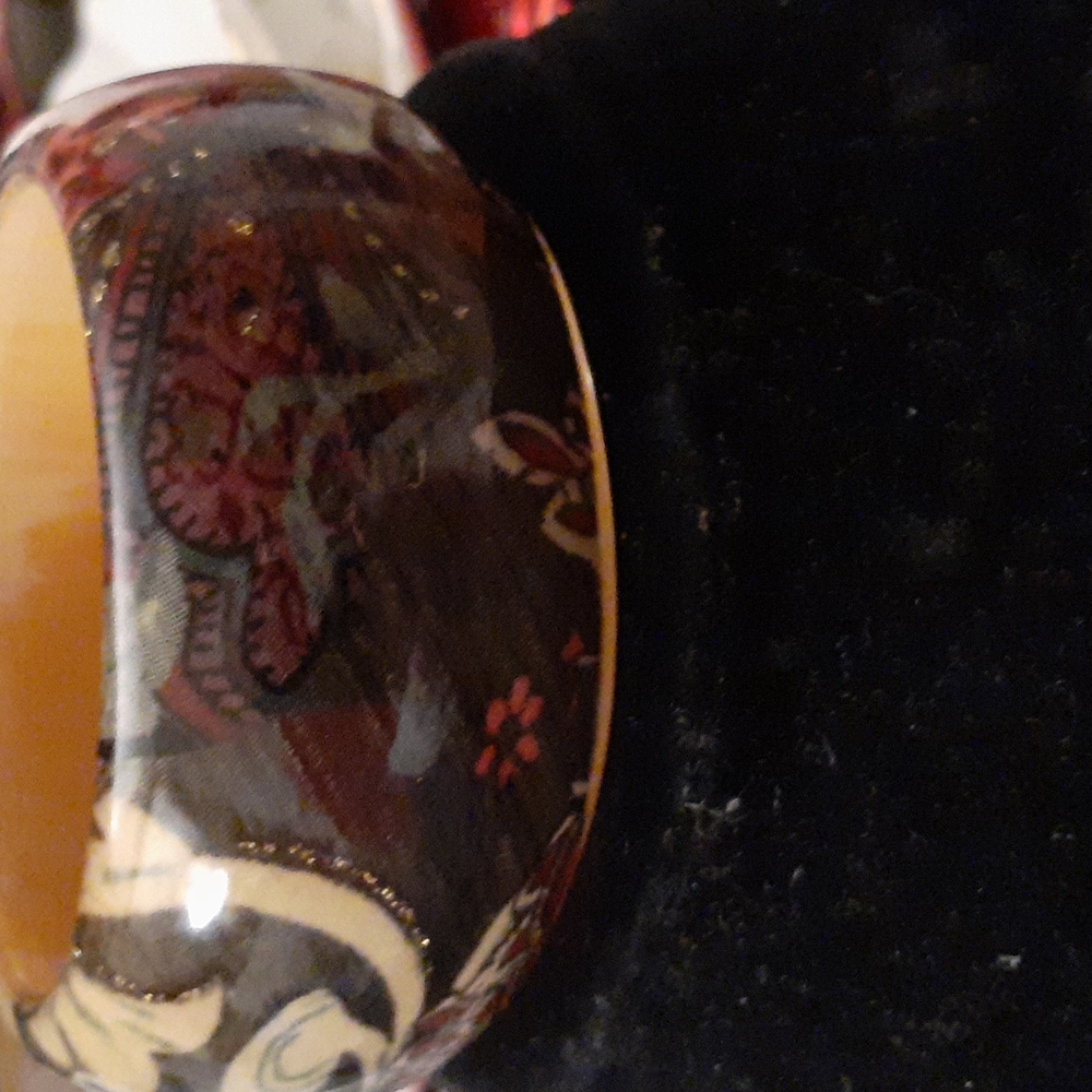 Nwot Beautiful Lucite Bangle Multi Color - image 4